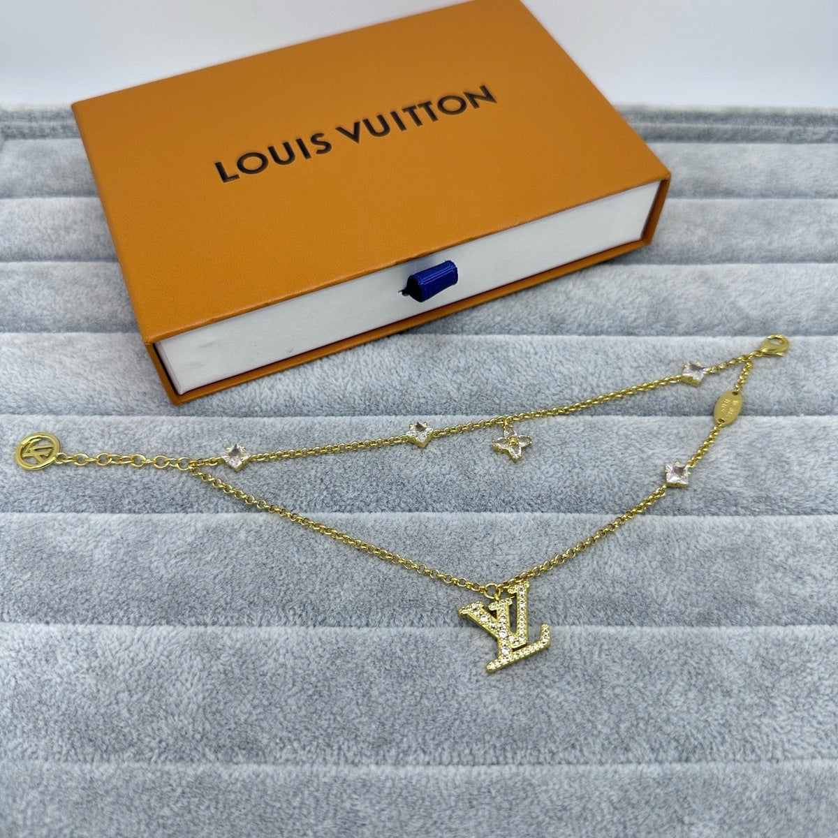 [Stellar Jewelry]FULL DIAMOND LETTER NECKLACE