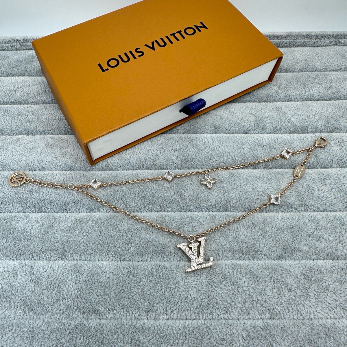 [Stellar Jewelry]FULL DIAMOND LETTER NECKLACE