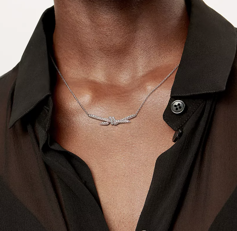 [Stellar jewels]KNOT PENDANT SILVER DIAMOND NECKLACE