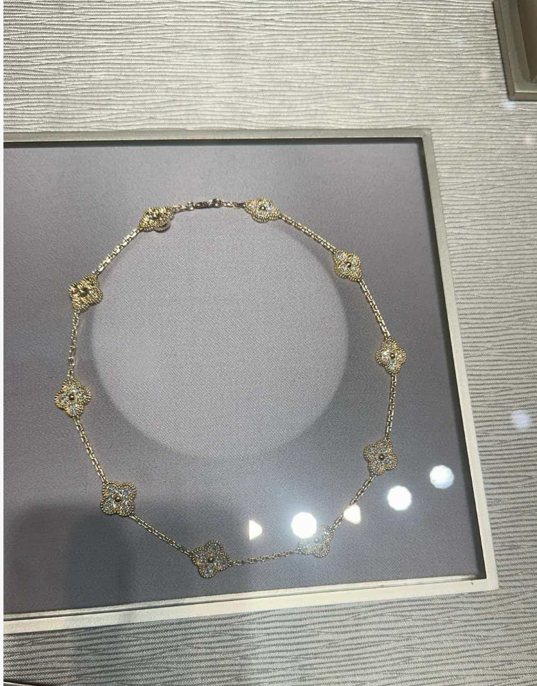 [Stellar Jewelry Jewelry]CLOVER 10 MOTIFS  Gold Diamond  NECKLACE
