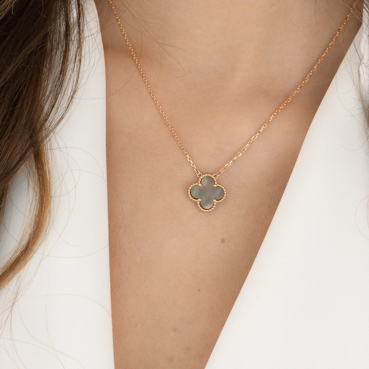 [Stellar Jewelry]CLOVER 15MM  GRAY MOTHER OF PEARL NECKLACE
