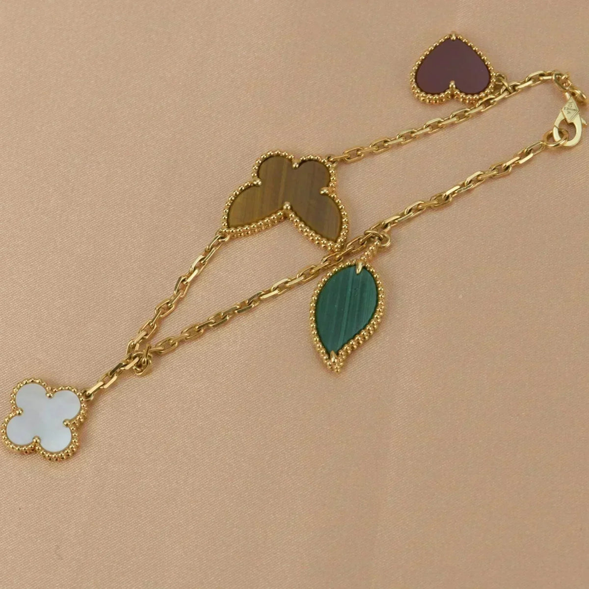 [Stellar Jewelry]LUCKY SPRING 5 MOTIF GOLD BRACELET