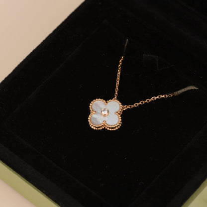 [Stellar Jewelry]CLOVER 15MM DIAMOND WHITE FRITILLARIA NECKLACE