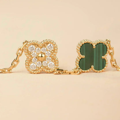[Stellar Jewelry] CLOVER 5 MOTIF MALACHITE BRACELET COLLECTION