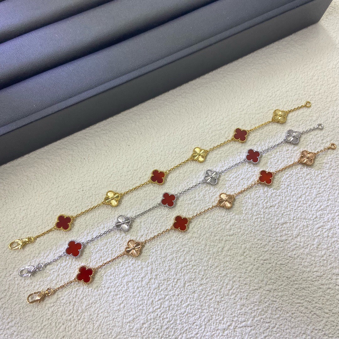 [Stellar Jewelry]CLOVER 6 MOTIF RED AGATE LASER BRACELET