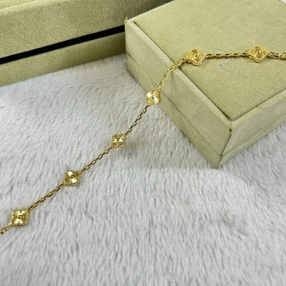 [Stellar Jewelry]CLOVER 6 MOTIF DIAMOND BRACELET