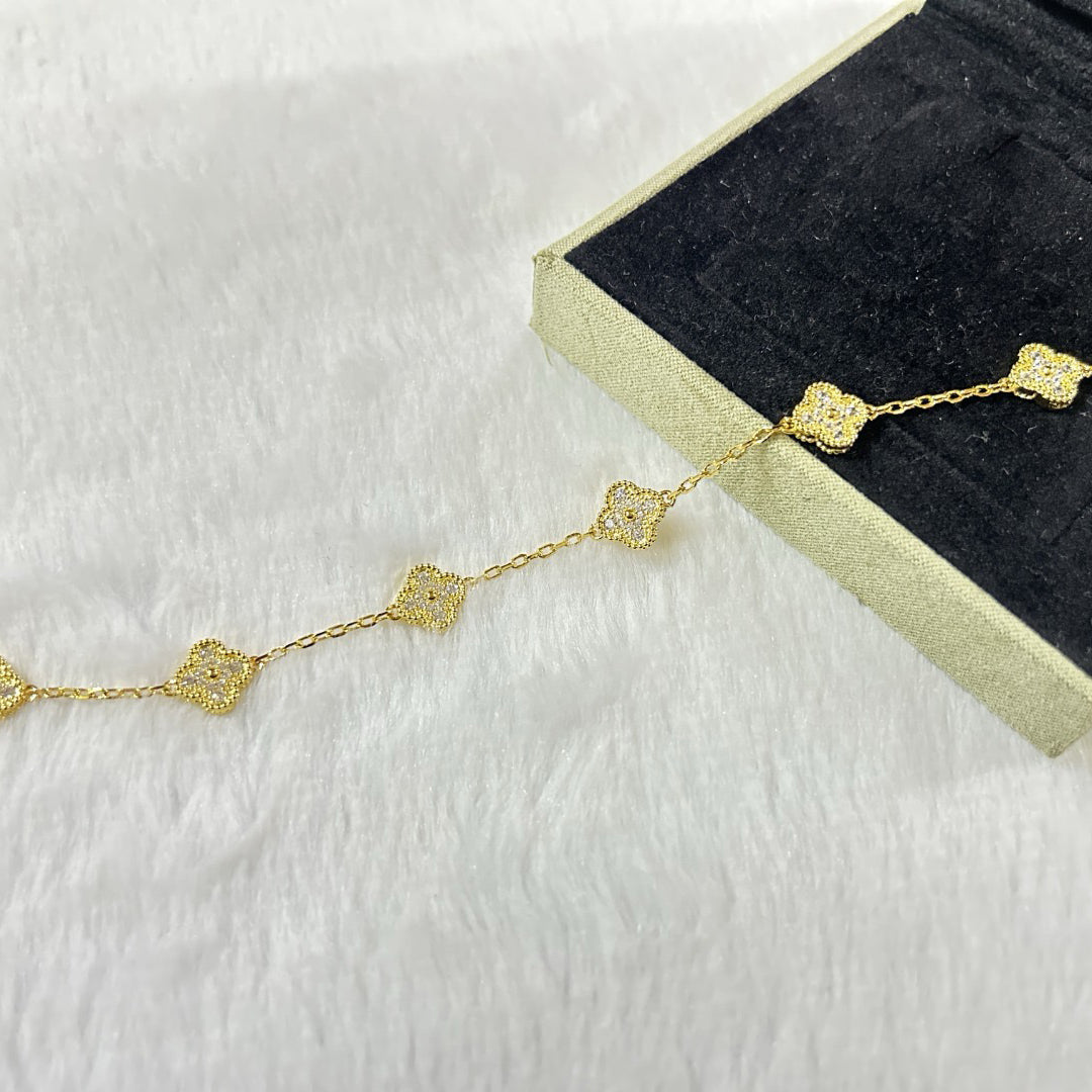 [Stellar Jewelry]CLOVER 6 MOTIF DIAMOND BRACELET