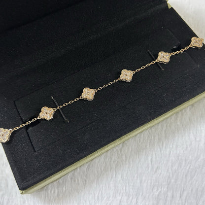 [Stellar Jewelry]CLOVER 6 MOTIF DIAMOND BRACELET