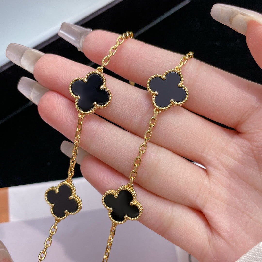 [Stellar Jewelry]CLOVER 10 MOTIFS ONYX NECKLACE
