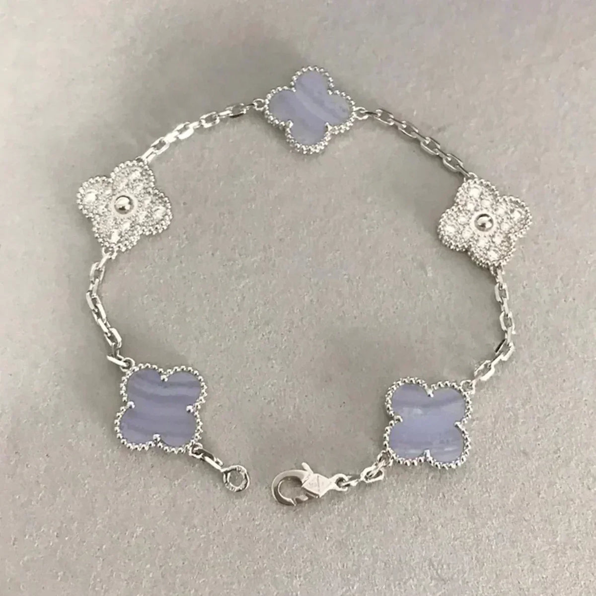 [Stellar Jewelry] CLOVER 5 MOTIF PURPLE CHALCEDONY BRACELET COLLECTION