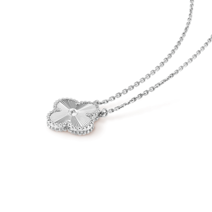 [Stellar Jewelry]CLOVER 15MM LASER NECKLACE SILVER