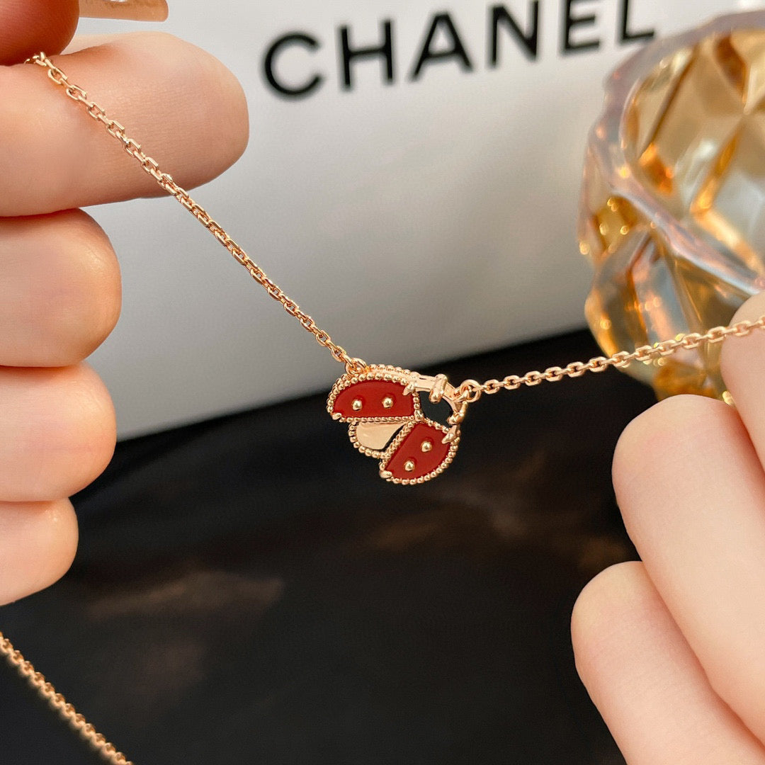 [Stellar Jewelry]LUCKY  CARNELIANS LADYBUG NECKLACE
