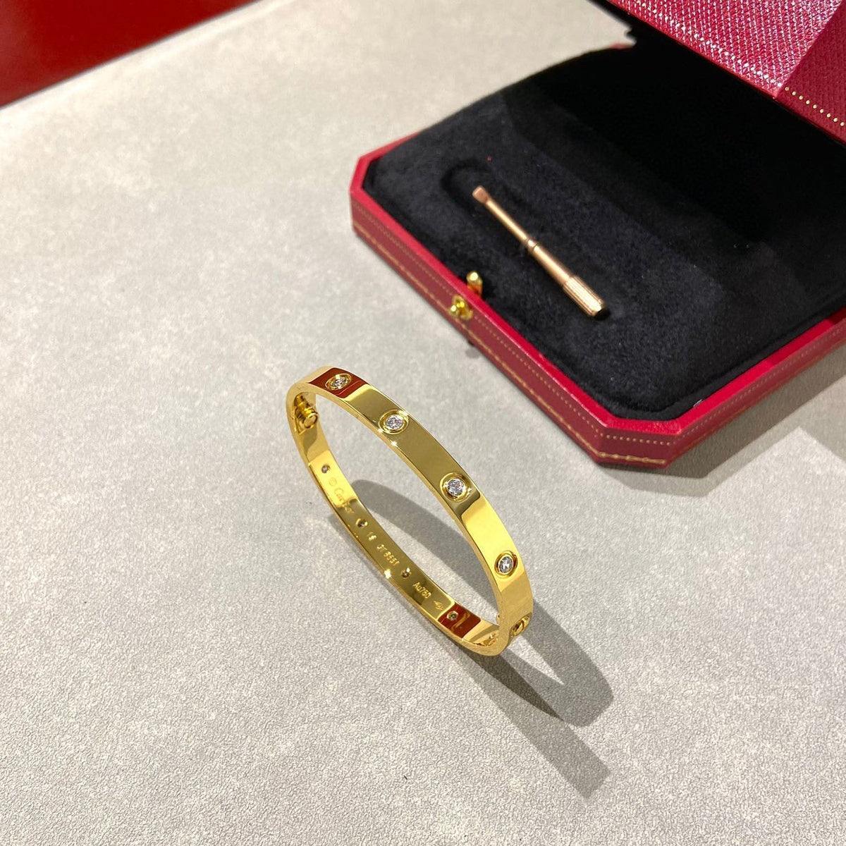 [Stellar Jewelry]LOVE BRACELET 6.1MM 10 DIAMONDS