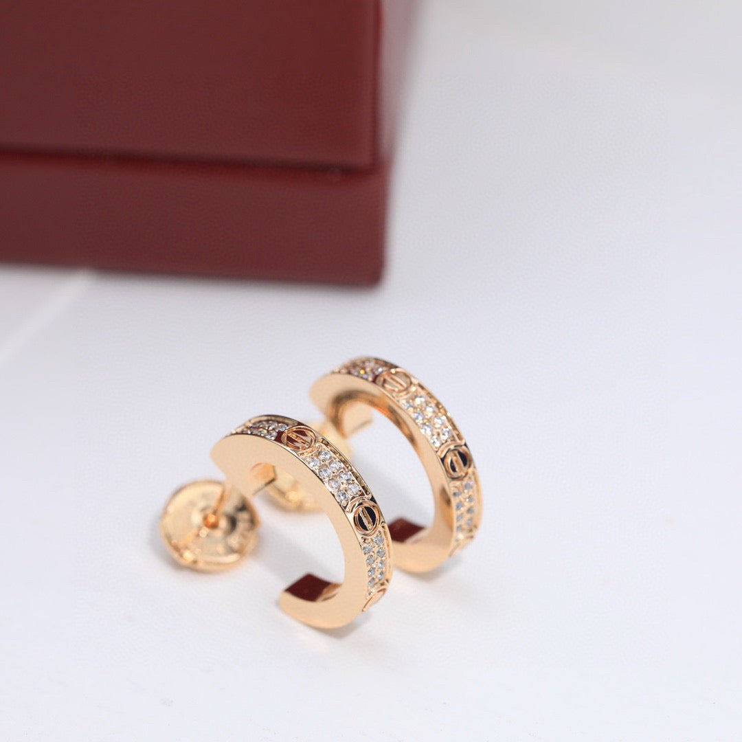 [Stellar Jewelry]LOVE 5.5MM DIAMOND PAVED EARRINGS