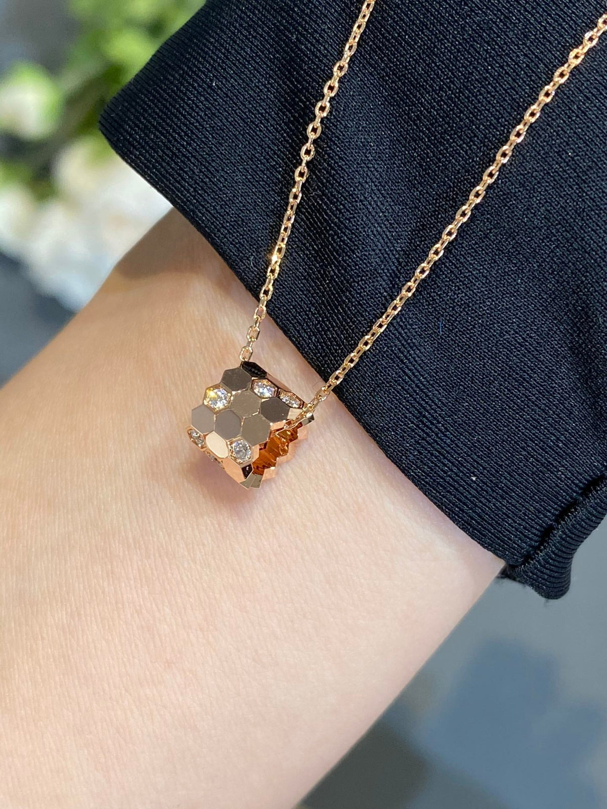 [Stellar Jewelry]BEE LOVE DIAMOND NECKLACE