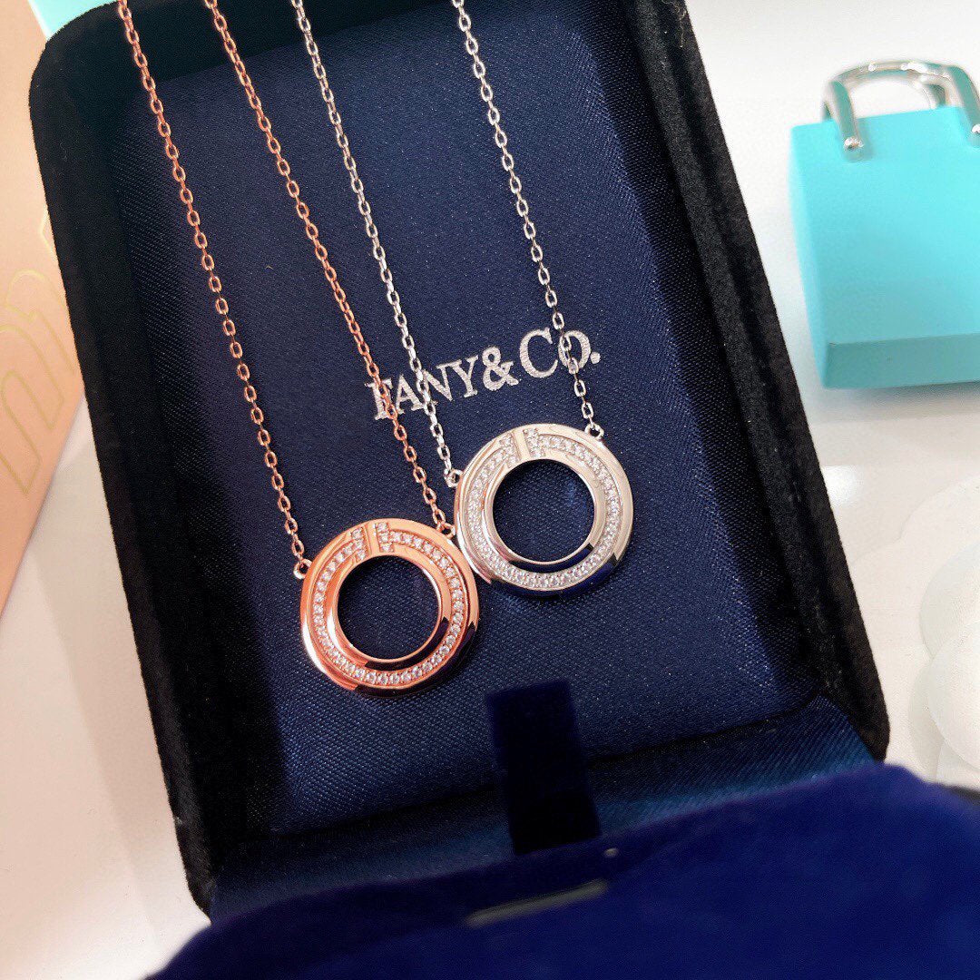 [Stellar jewels]DIAMOND AND MOTHER OF PEARL CIRCLE PENDANT