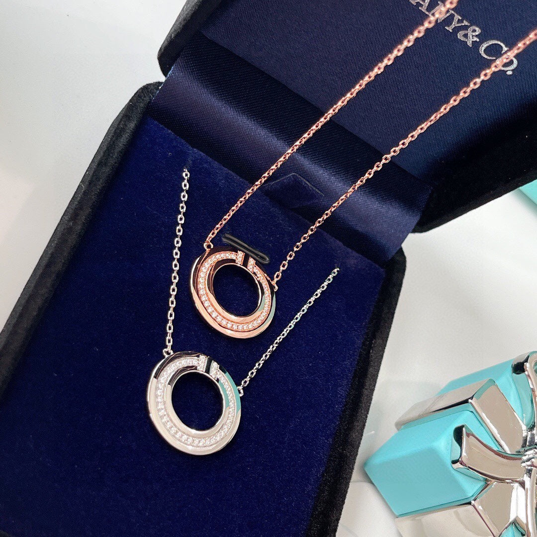 [Stellar jewels]DIAMOND AND MOTHER OF PEARL CIRCLE PENDANT