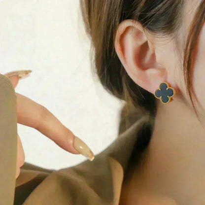 [Stellar Jewelry]CLOVER MEDIUM 1 MOTIFS  ONYX STUD EARRINGS