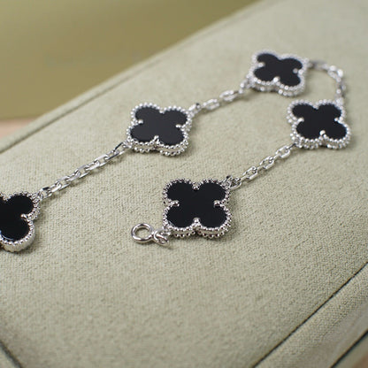 [Stellar Jewelry] CLOVER 5 MOTIF ONYXS BRACELET COLLECTION