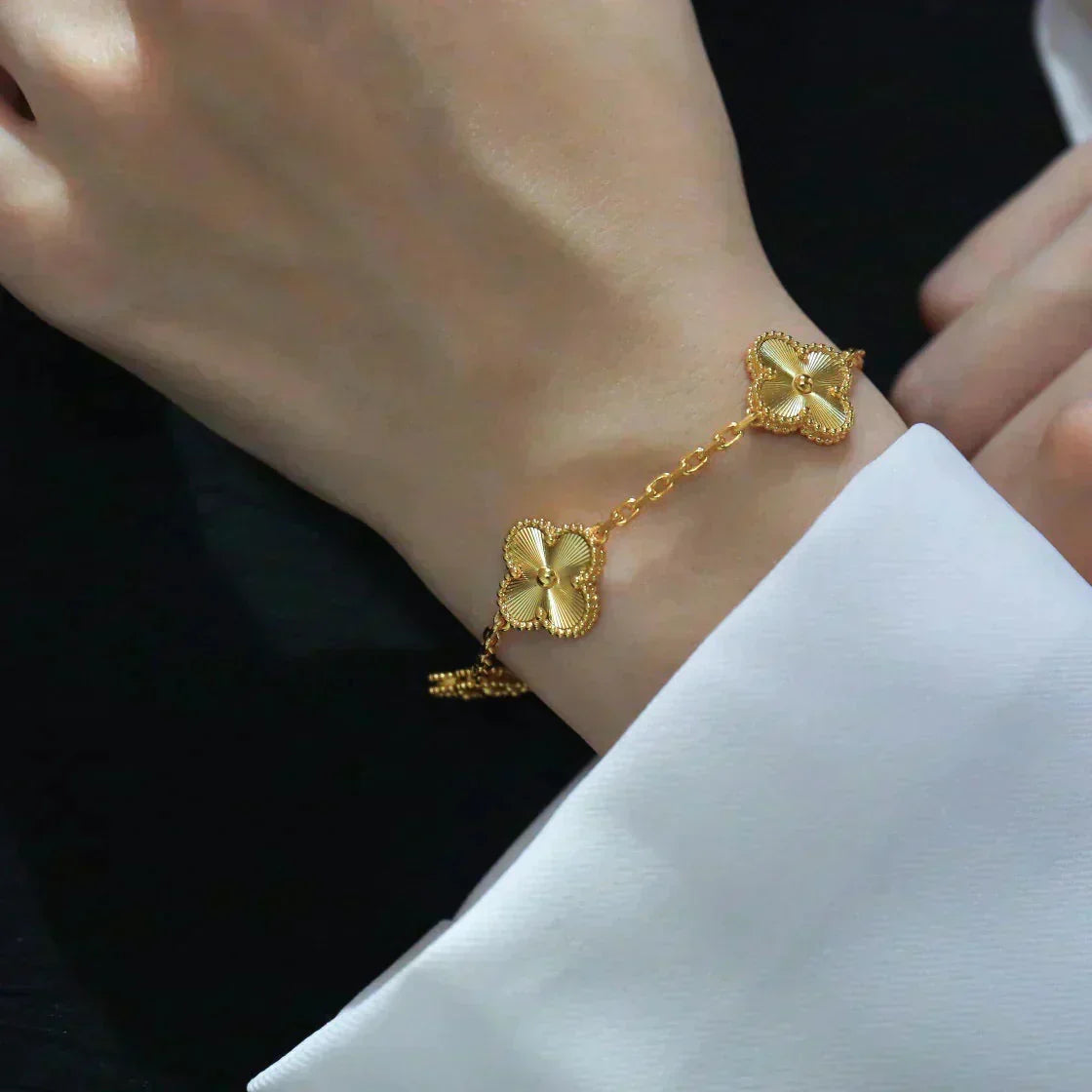 [Stellar Jewelry] CLOVER 5 MOTIF LASER BRACELET COLLECTION