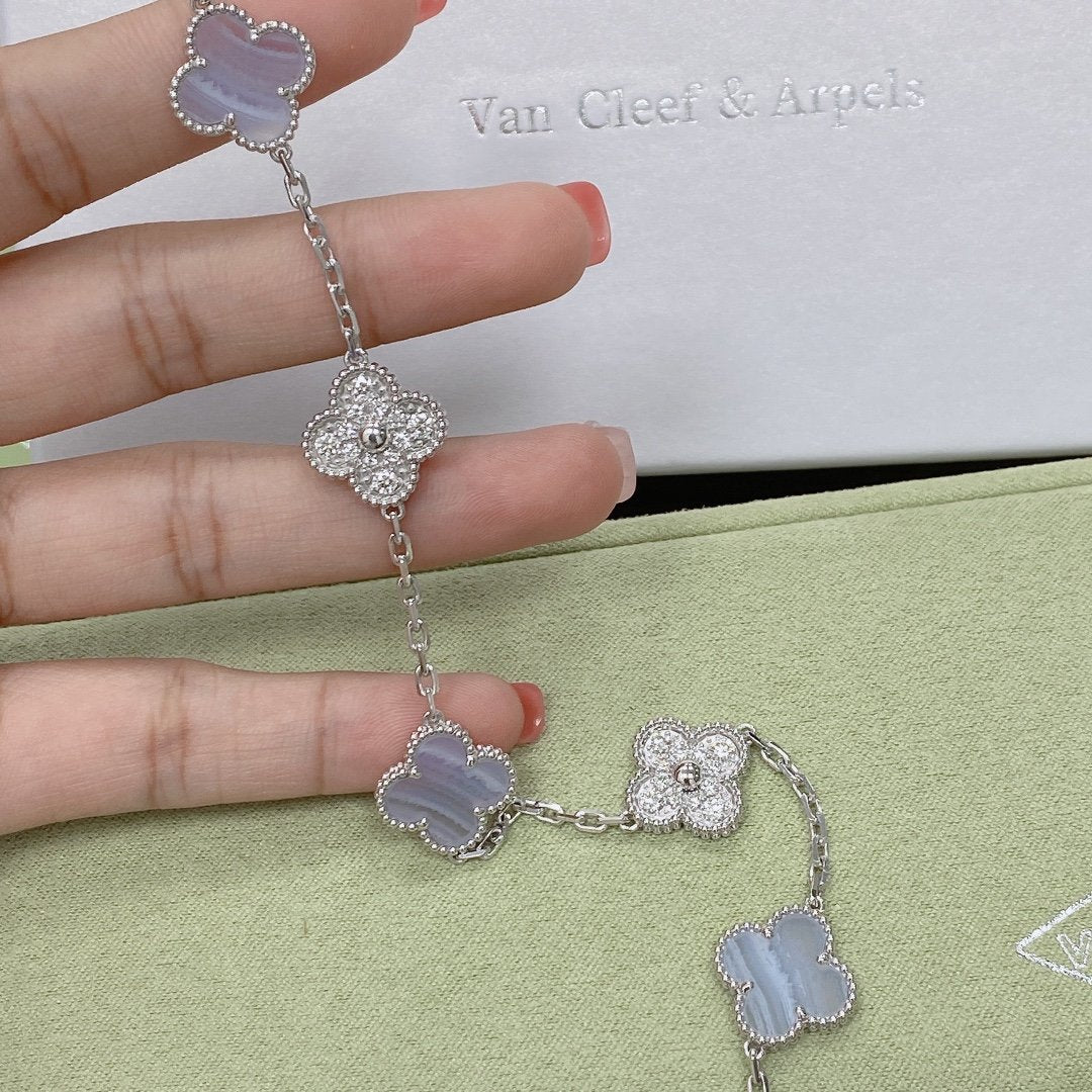 [Stellar Jewelry] CLOVER 5 MOTIF PURPLE CHALCEDONY BRACELET COLLECTION