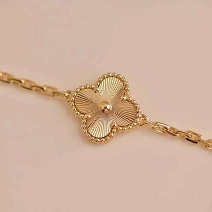 [Stellar Jewelry] CLOVER 5 MOTIF LASER BRACELET COLLECTION