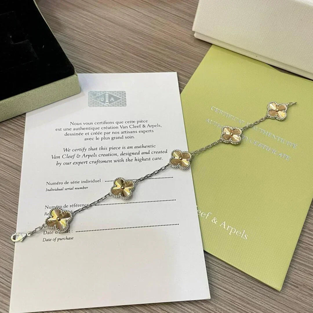 [Stellar Jewelry] CLOVER 5 MOTIF LASER BRACELET COLLECTION