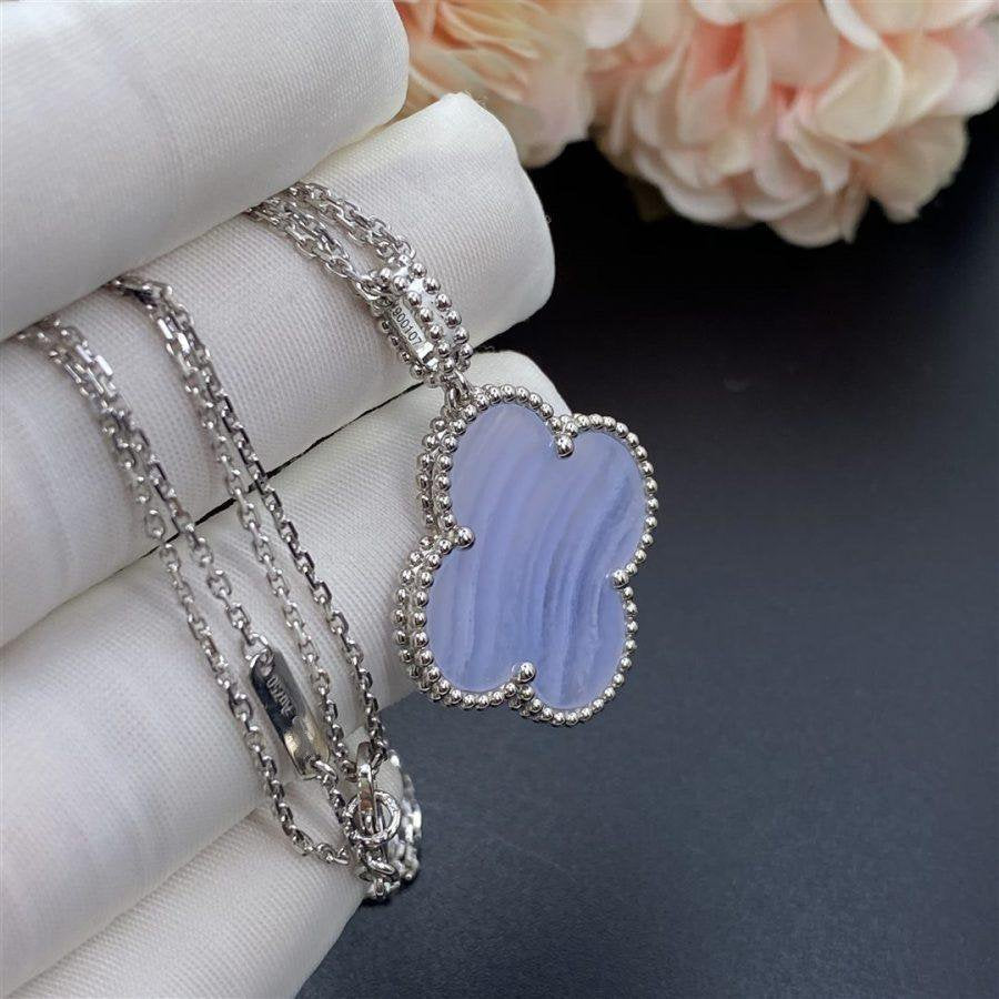 [Stellar Jewelry]CLOVER SILVER CHALCEDONY BIG CLOVER NECKLACE