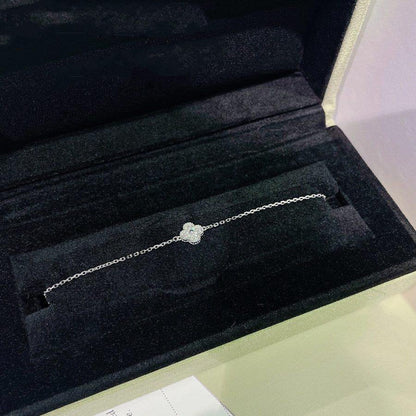 [Stellar Jewelry]CLOVER  SINGLE FLOWER BRACELET SILVER